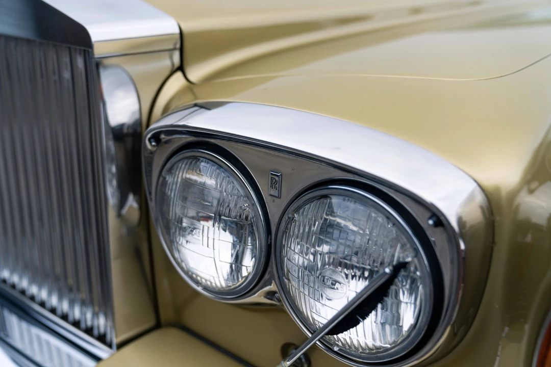1985 Rolls-Royce Corniche Series I - Image 18 of 31