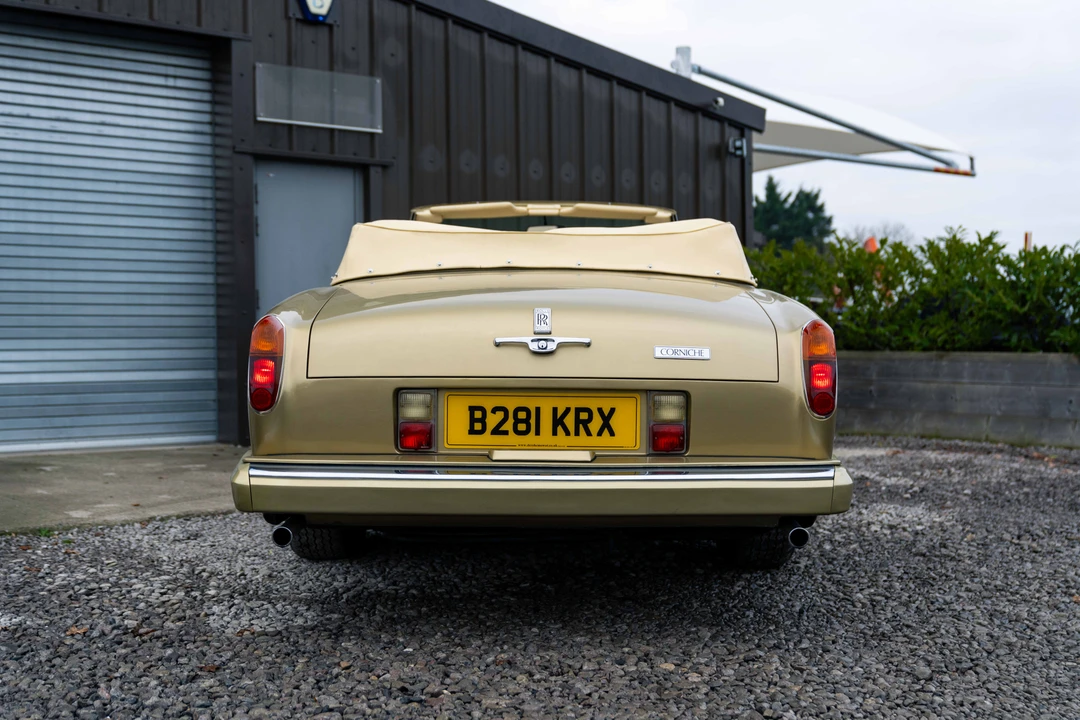 1985 Rolls-Royce Corniche Series I - Image 14 of 31