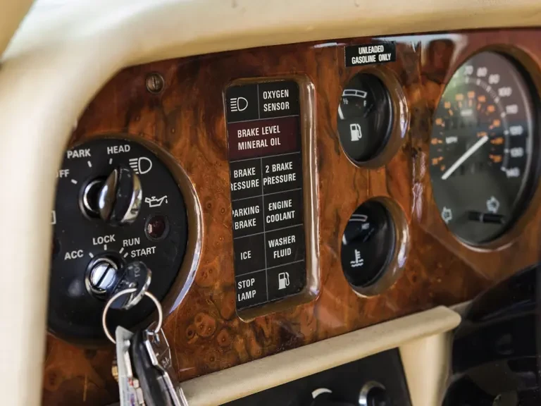 1985 Rolls-Royce Corniche Series I - Image 16 of 23