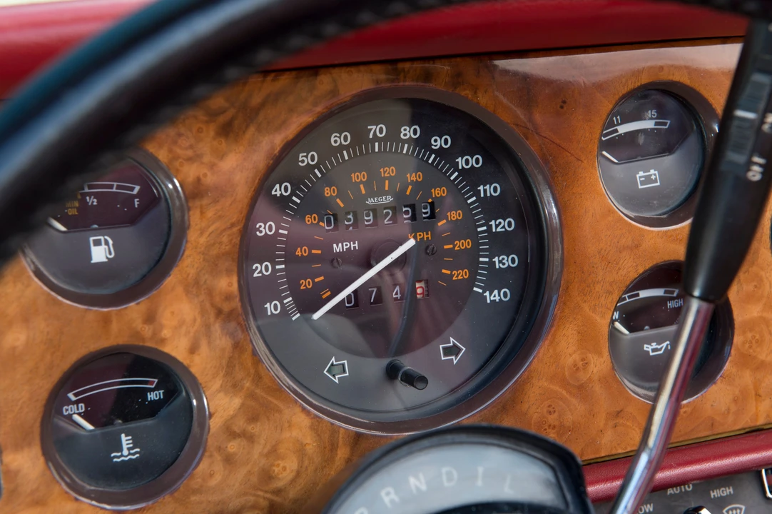 1985 Rolls-Royce Corniche Series II - Image 2 of 17