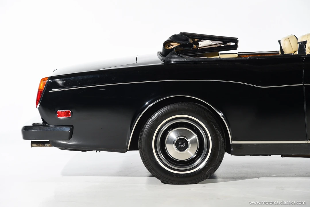 1985 Rolls-Royce Corniche Series I - Image 13 of 31