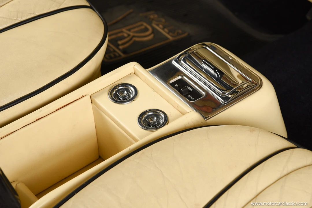 1985 Rolls-Royce Corniche Series I - Image 27 of 31