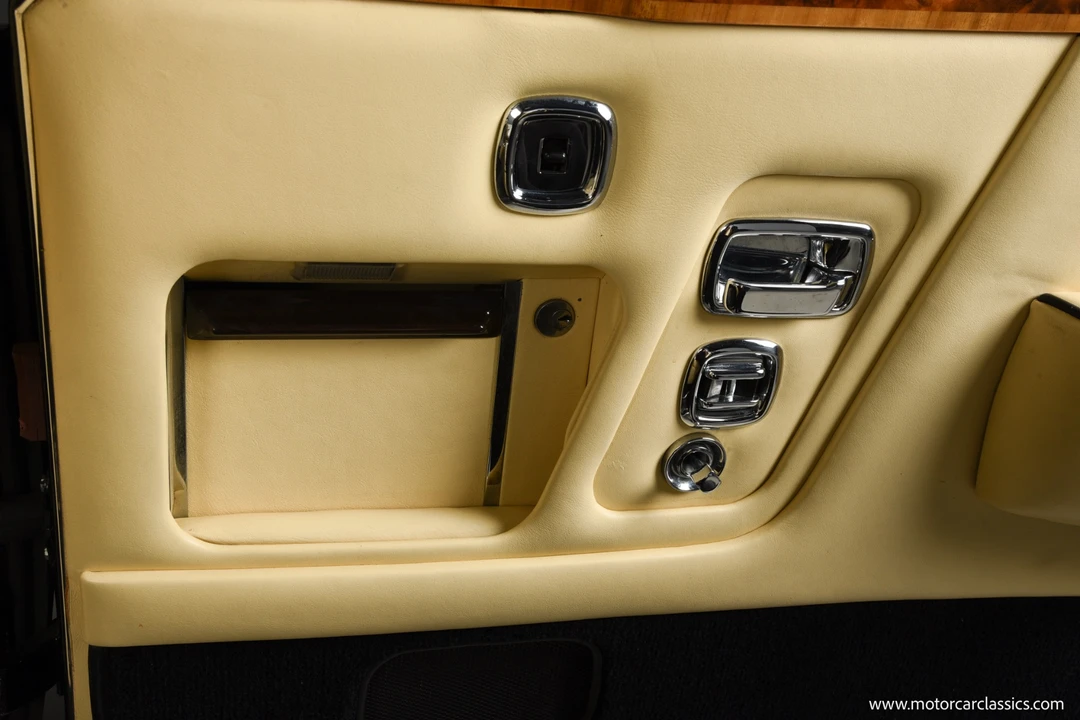 1985 Rolls-Royce Corniche Series I - Image 29 of 31