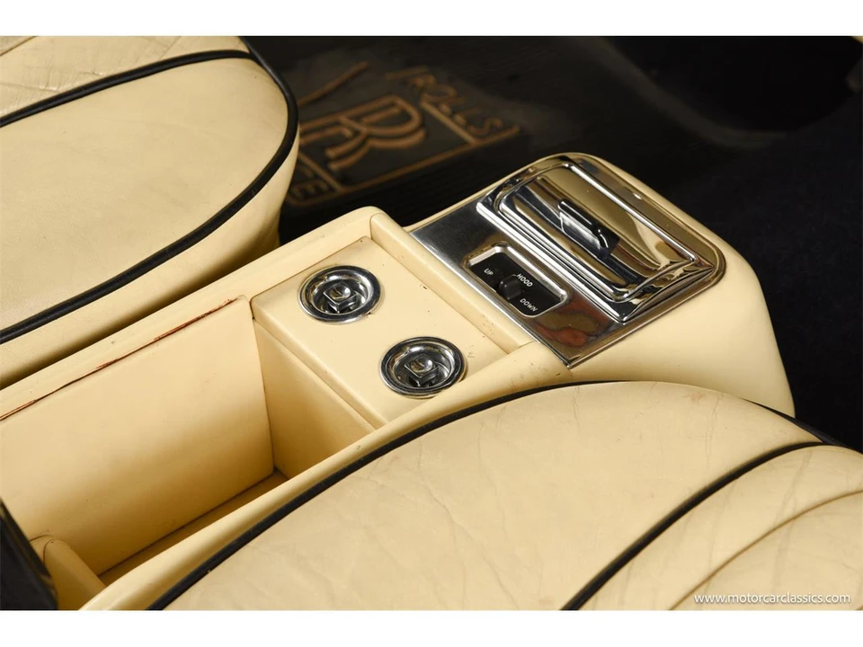1985 Rolls-Royce Corniche Series I - Image 28 of 31