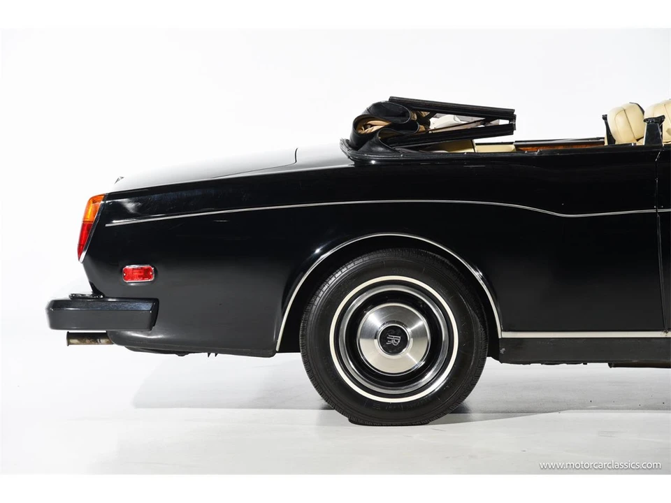 1985 Rolls-Royce Corniche Series I - Image 14 of 31