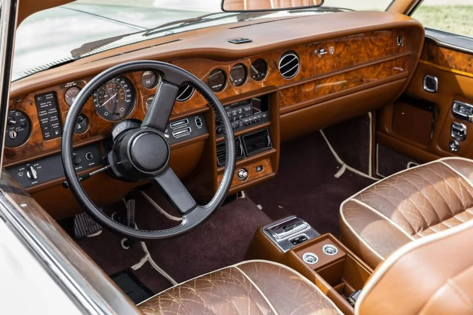 1985 Rolls-Royce Corniche Series I - Image 7 of 11