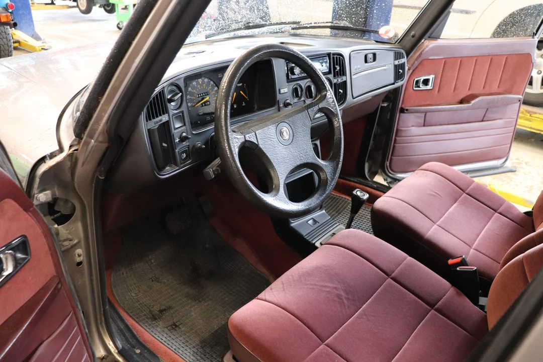 1985 Saab 900 1st Gen - Image 30 of 31