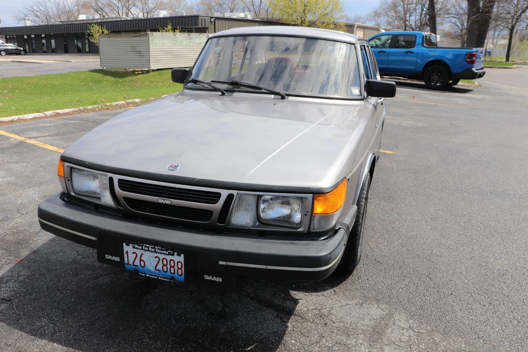 1985 Saab 900 1st Gen - Image 9 of 31