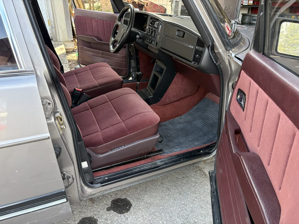 1985 Saab 900 1st Gen - Image 29 of 31