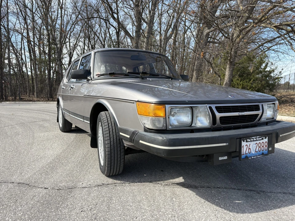 1985 Saab 900 1st Gen - Image 4 of 31