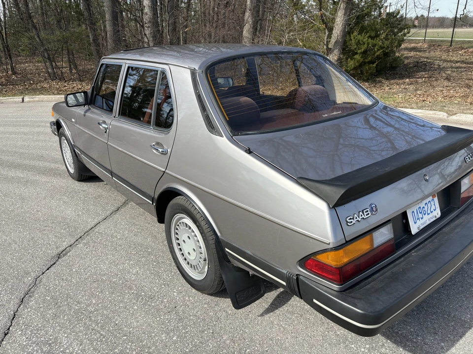 1985 Saab 900 1st Gen - Image 12 of 31