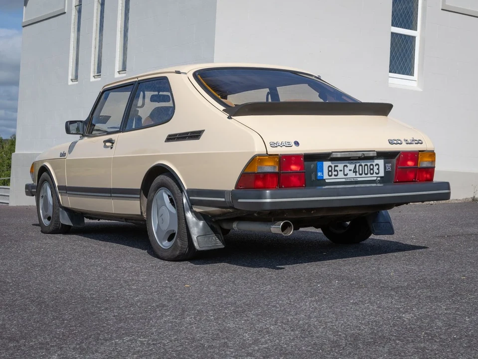 1985 Saab 900 Turbo 1st Gen - Image 16 of 30