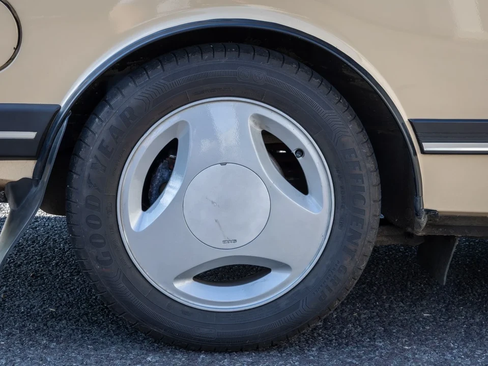 1985 Saab 900 Turbo 1st Gen - Image 21 of 30