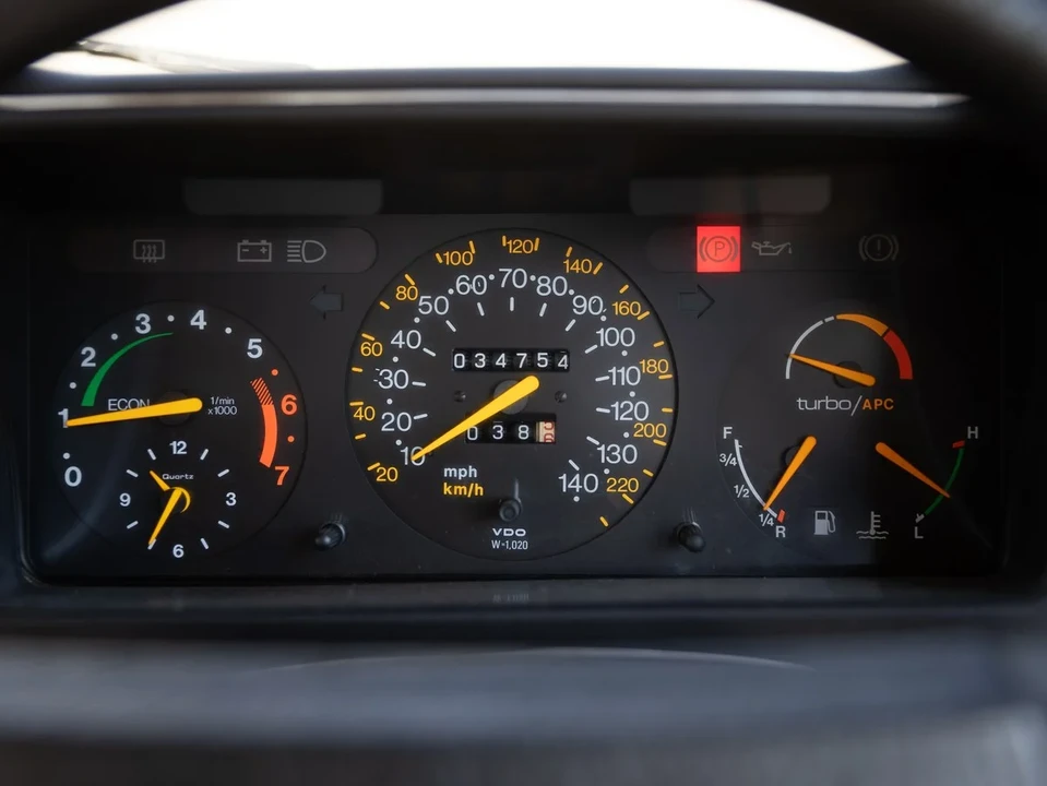 1985 Saab 900 Turbo 1st Gen - Image 28 of 30