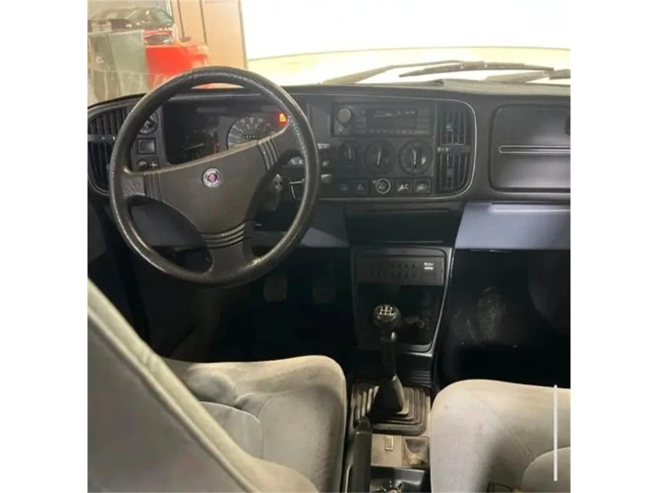 1985 Saab 900 1st Gen - Image 4 of 12