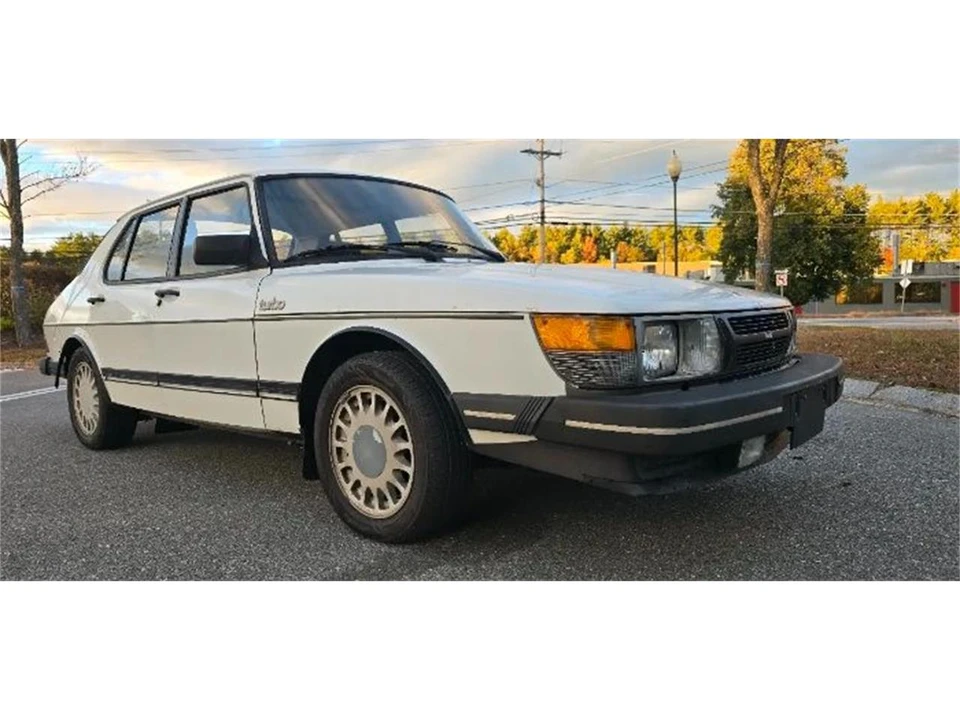 1985 Saab 900 1st Gen - Image 6 of 12