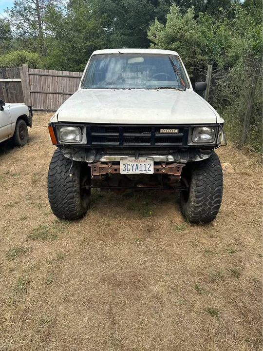 1985 Toyota 4Runner 1st Gen - Image 3 of 11