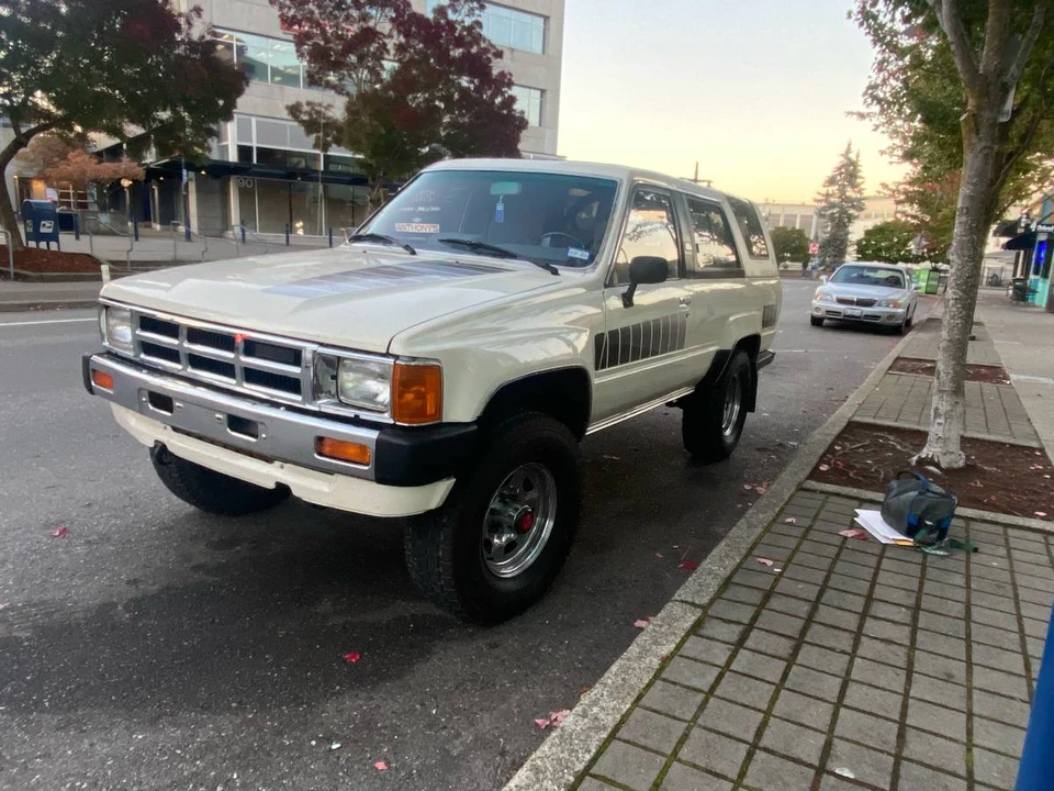 1985 Toyota 4Runner 1st Gen - Image 5 of 19