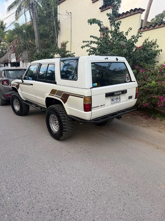 1985 Toyota 4Runner 1st Gen - Image 8 of 9