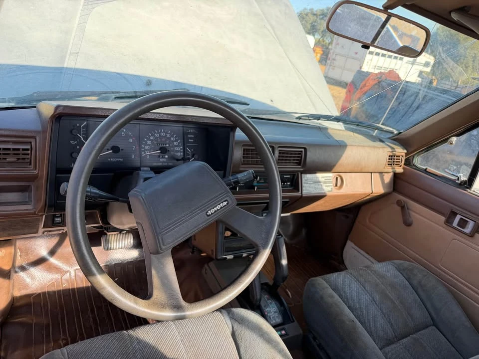 1985 Toyota 86 - Image 6 of 8