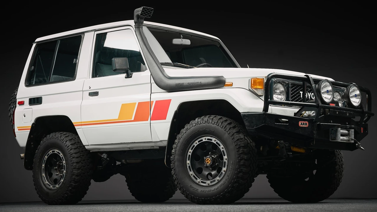 1985 Toyota J70 Land Cruiser - Image 23 of 31