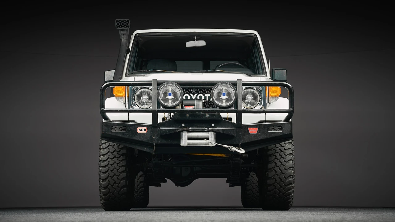 1985 Toyota J70 Land Cruiser - Image 26 of 31