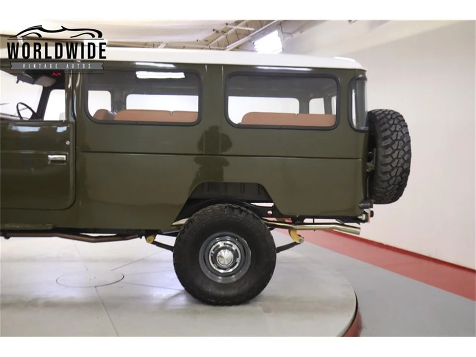 1985 Toyota J70 Land Cruiser - Image 10 of 31