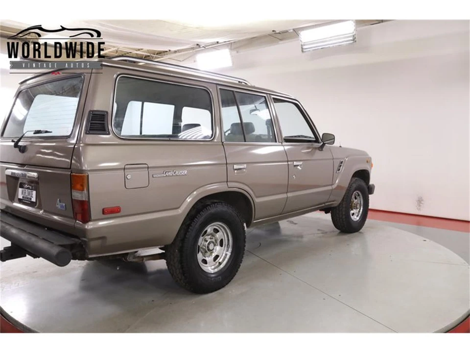 1985 Toyota J60 Land Cruiser - Image 22 of 31