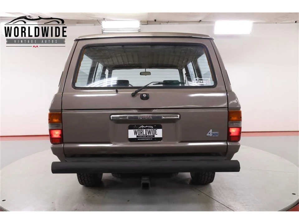 1985 Toyota J60 Land Cruiser - Image 17 of 31