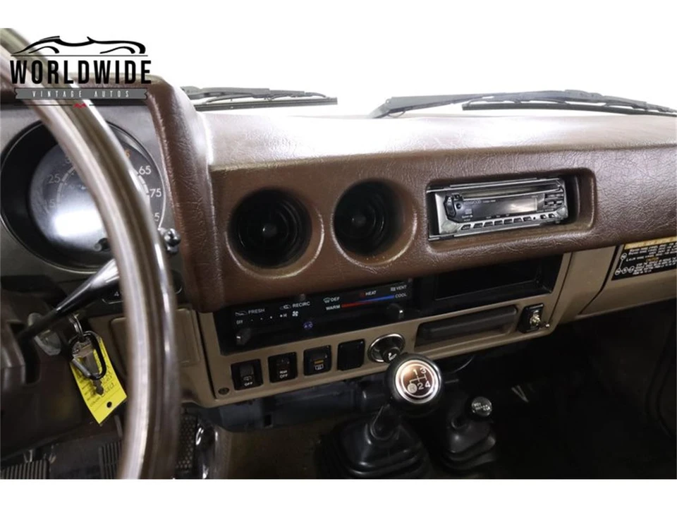1985 Toyota J60 Land Cruiser - Image 29 of 31