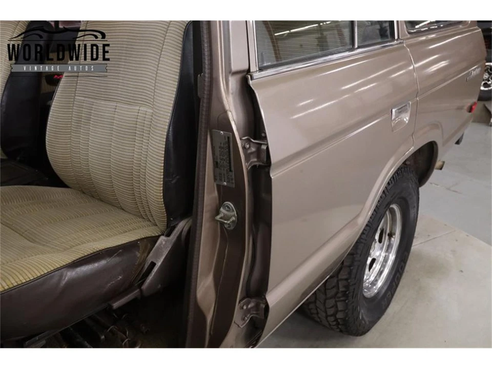 1985 Toyota J60 Land Cruiser - Image 24 of 31