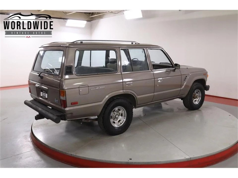 1985 Toyota J60 Land Cruiser - Image 6 of 31