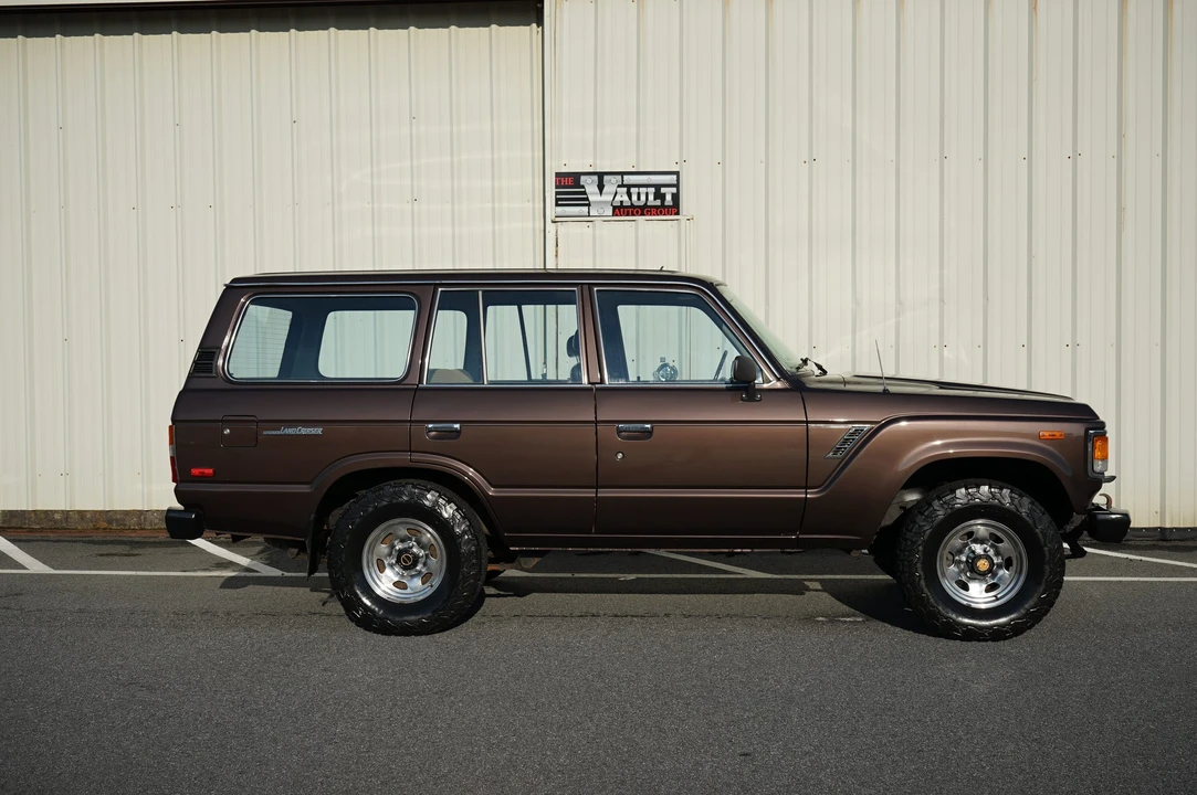 1985 Toyota J60 Land Cruiser - Image 24 of 31