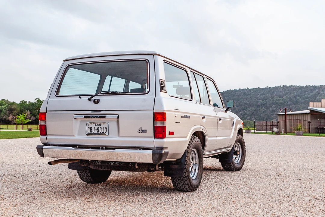 1985 Toyota J60 Land Cruiser - Image 10 of 31