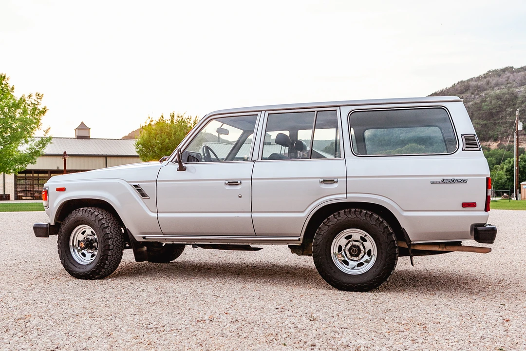 1985 Toyota J60 Land Cruiser - Image 5 of 31