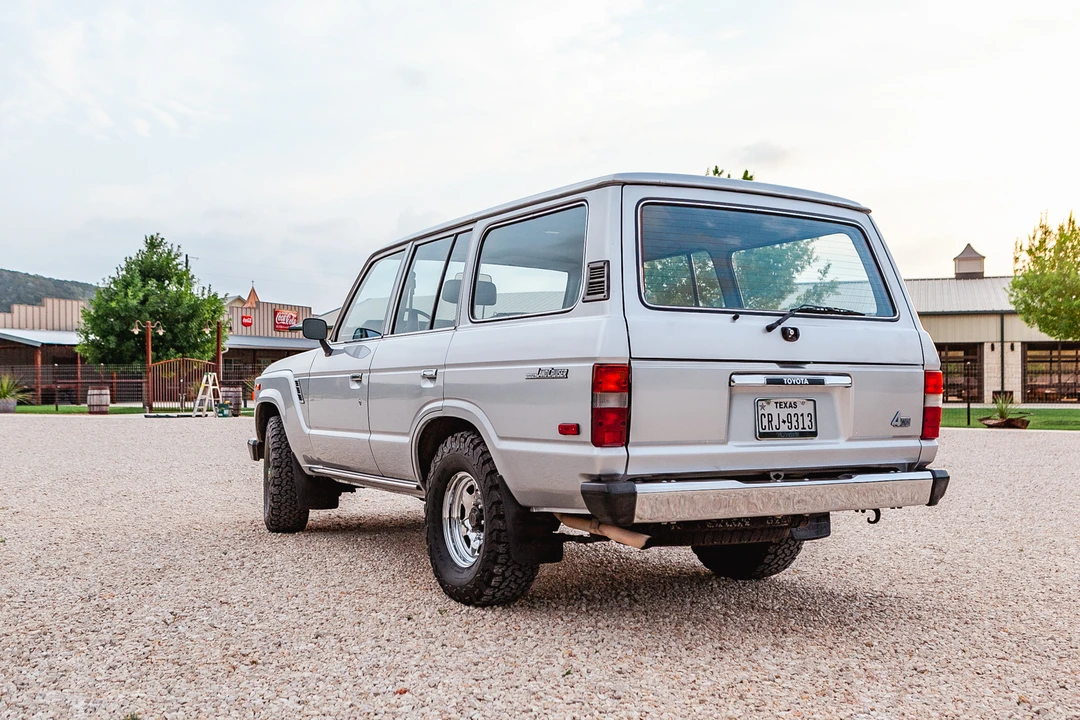 1985 Toyota J60 Land Cruiser - Image 7 of 31