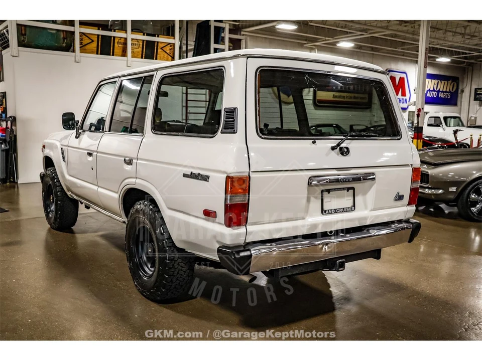 1985 Toyota J70 Land Cruiser - Image 8 of 31