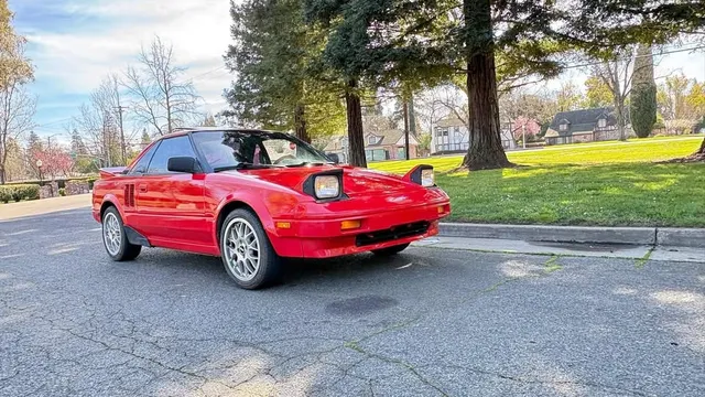 1985 Toyota MR2 Coupe 2D
