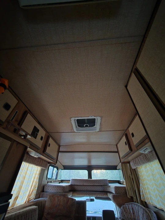 1985 Toyota Dolphin - Image 20 of 21