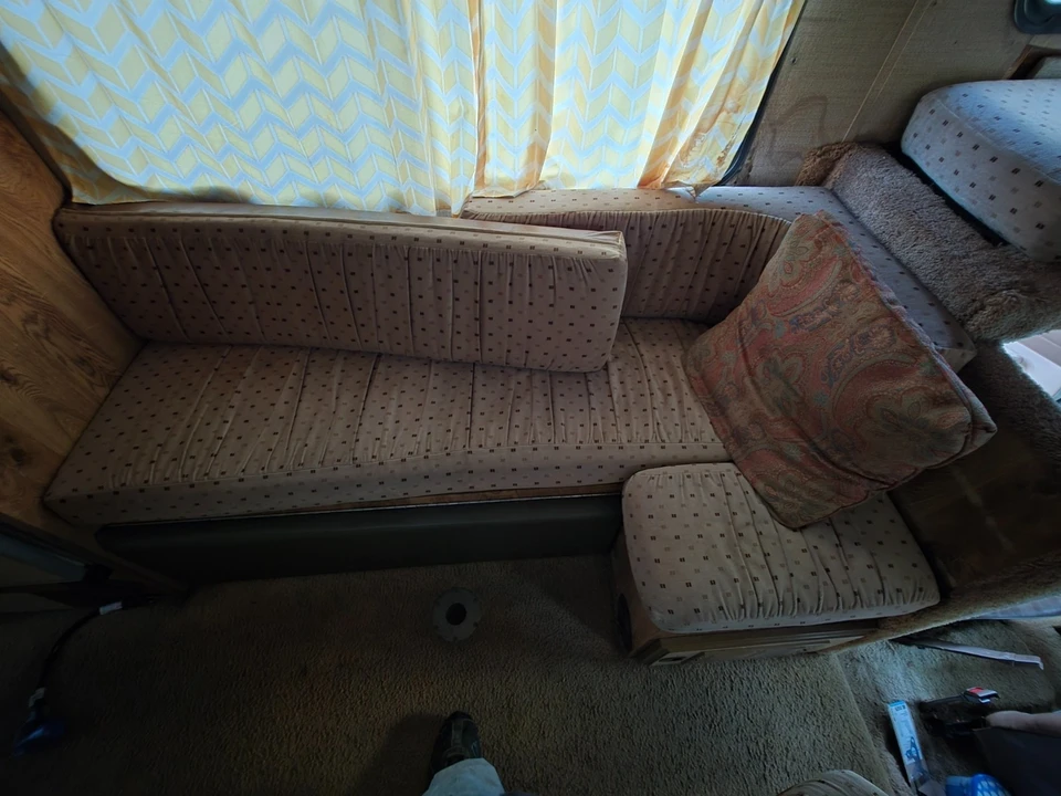 1985 Toyota Dolphin - Image 12 of 21