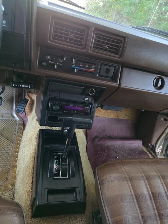1985 Toyota Dolphin - Image 8 of 21