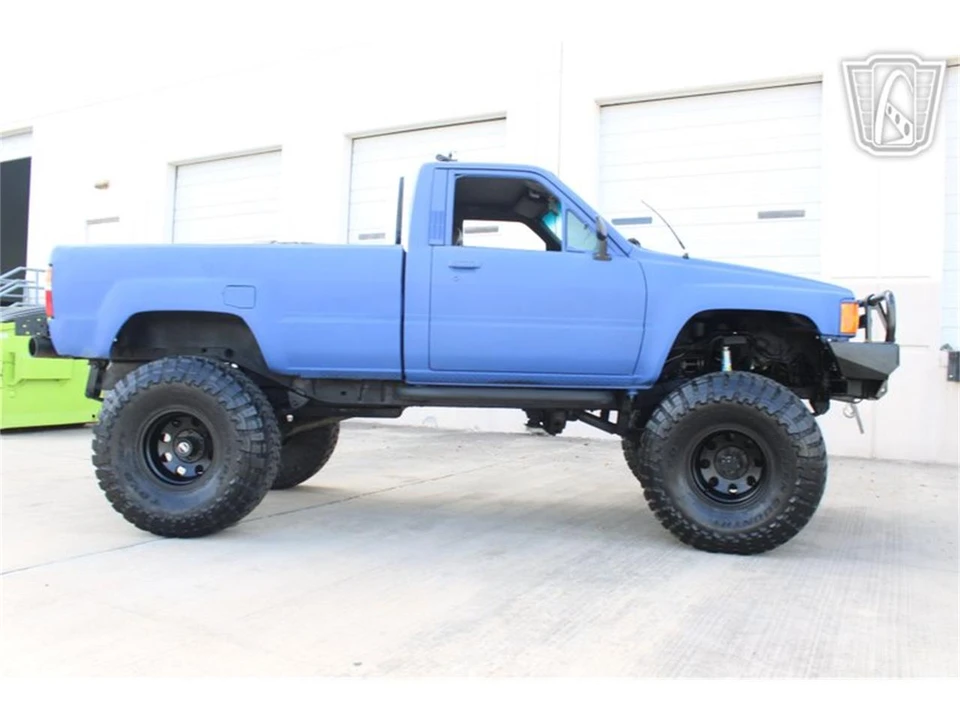 1985 Toyota Hilux 4th Gen - Image 16 of 31