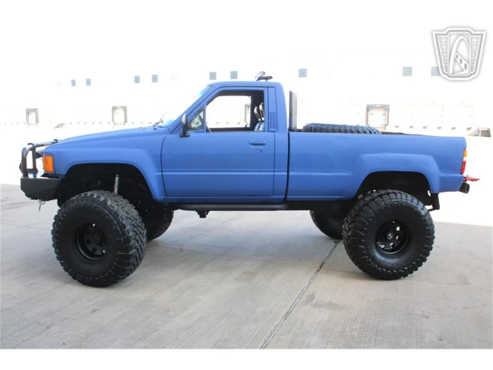 1985 Toyota Hilux 4th Gen - Image 3 of 31