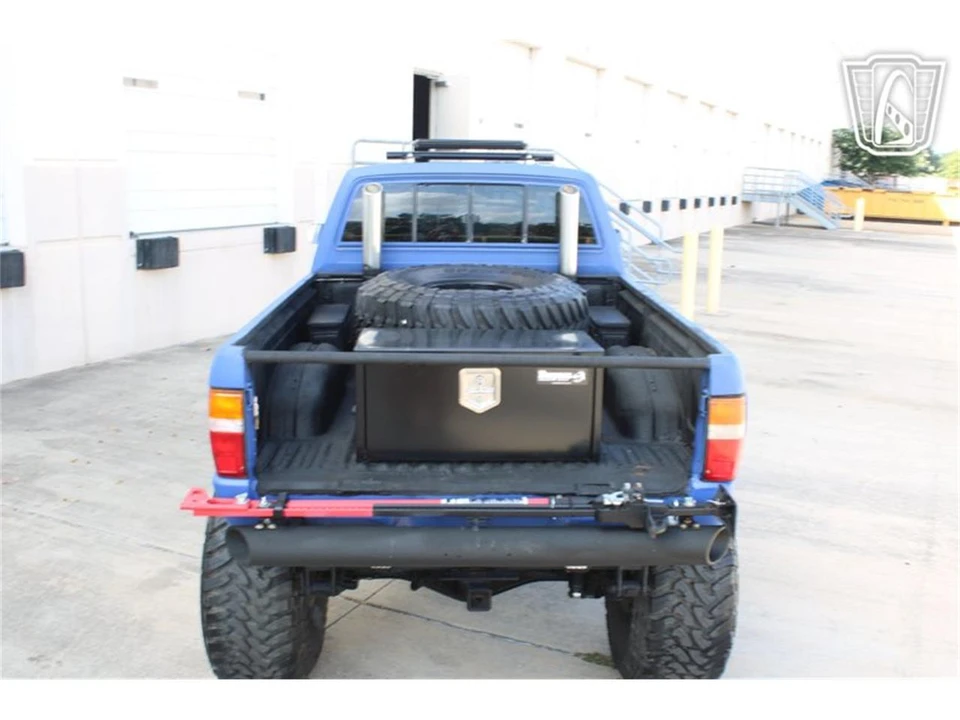 1985 Toyota Hilux 4th Gen - Image 8 of 31