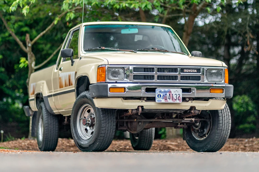 1985 Toyota Hilux 3rd Gen - Image 14 of 31