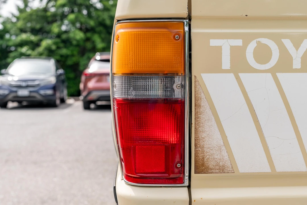 1985 Toyota Hilux 3rd Gen - Image 28 of 31