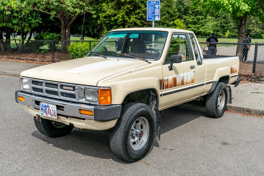 1985 Toyota Hilux 3rd Gen - Image 6 of 31