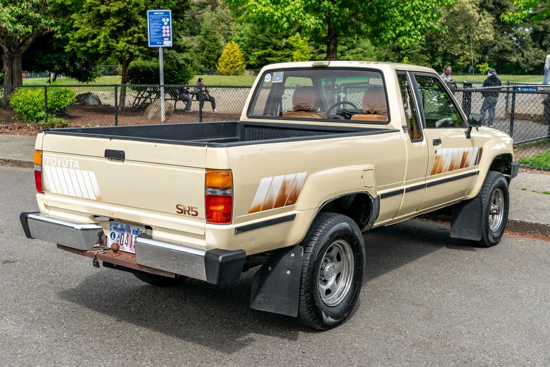 1985 Toyota Hilux 3rd Gen - Image 10 of 31