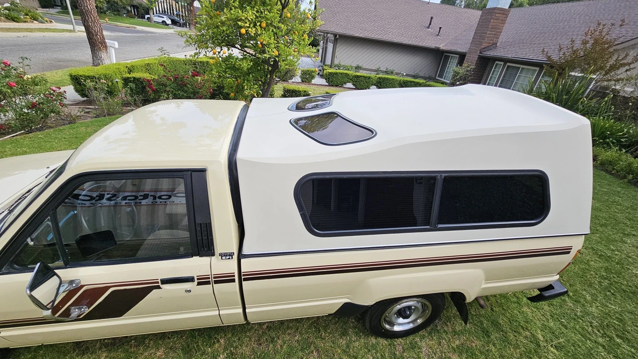 1985 Toyota Hilux 4th Gen - Image 18 of 31