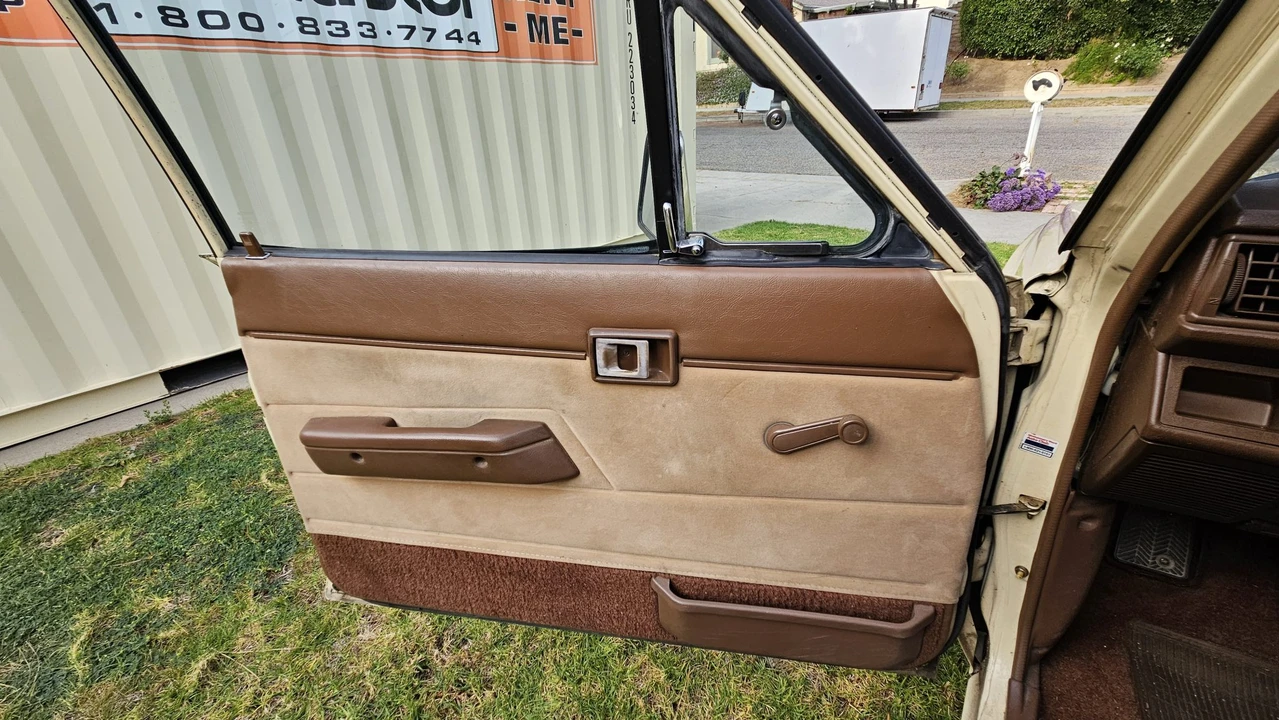 1985 Toyota Hilux 4th Gen - Image 25 of 31